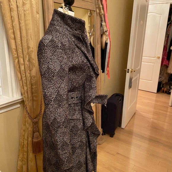 Authentic DVF coat - Picture 3 of 4